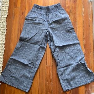 American eagle wide leg Capri